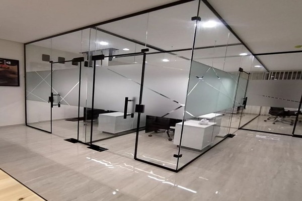 زجاج سكريت صبيا